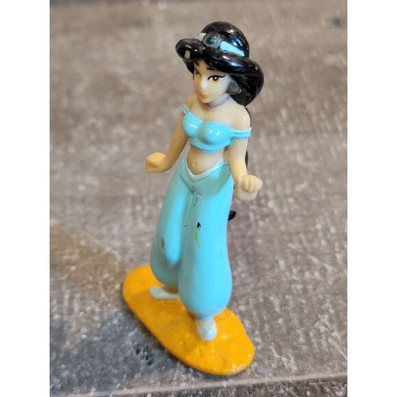 Disney Mattel 1992 Princess Jasmine toy figure - Picture 2 of 4